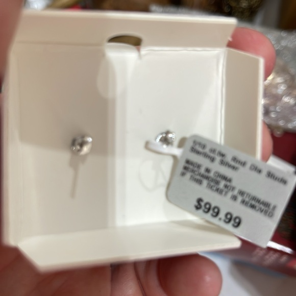 1/10 sterling Silver Stud Diamond Earrings - Picture 2 of 5